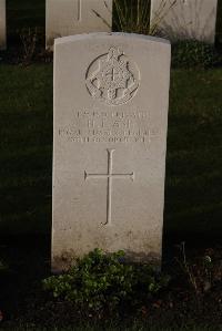 Ypres Reservoir Cemetery - Ash, H T