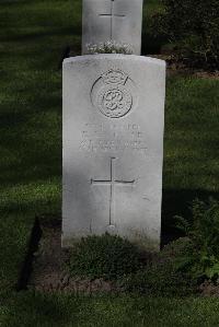 Ypres Reservoir Cemetery - Aspland, E A