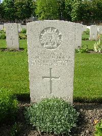 Ypres Reservoir Cemetery - Berghoffer, Philip Conrad