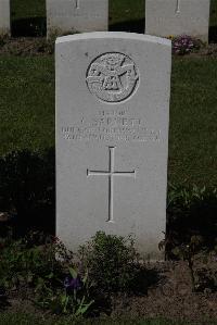 Ypres Reservoir Cemetery - Barnett, Carew