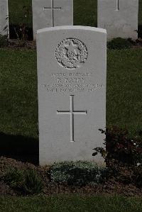 Ypres Reservoir Cemetery - Barry, R