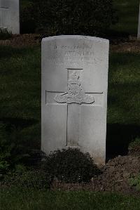 Ypres Reservoir Cemetery - Belsham, W