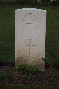 Ypres Reservoir Cemetery - Bridge, W