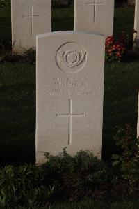 Ypres Reservoir Cemetery - Brown, W