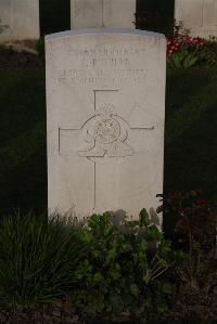 Ypres Reservoir Cemetery - Buchan, The Rev. Charles