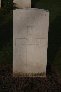 Ypres Reservoir Cemetery - Burne, E R