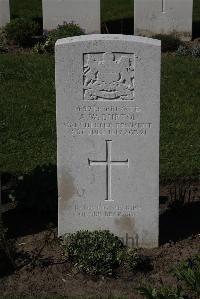 Ypres Reservoir Cemetery - Burton, Alfred Walter