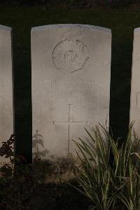 Ypres Reservoir Cemetery - Callard, J