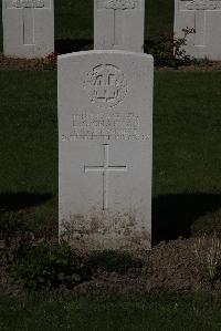 Ypres Reservoir Cemetery - Chapman, Leonard George