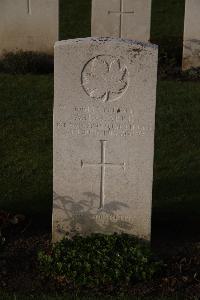 Ypres Reservoir Cemetery - Clarke, A H