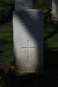 Ypres Reservoir Cemetery - Clarke, J C