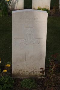 Ypres Reservoir Cemetery - Clarke, P H