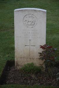 Ypres Reservoir Cemetery - Claxton, Albert Thomas