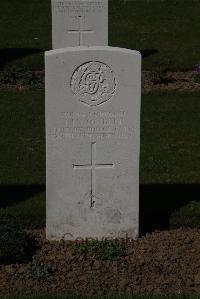 Ypres Reservoir Cemetery - Conibeer, J L