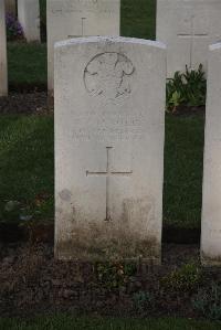 Ypres Reservoir Cemetery - Connolly, T