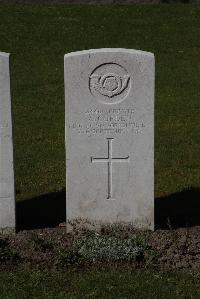 Ypres Reservoir Cemetery - Corden, A