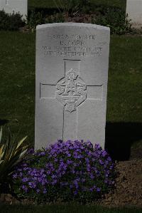 Ypres Reservoir Cemetery - Corr, B