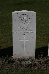 Ypres Reservoir Cemetery - Cox, John Robert