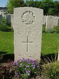 Ypres Reservoir Cemetery - Crowe, Edward