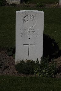 Ypres Reservoir Cemetery - Currie, A