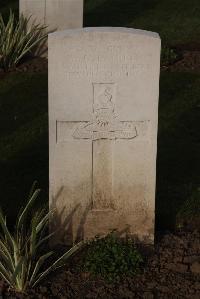 Ypres Reservoir Cemetery - Daniels, W G