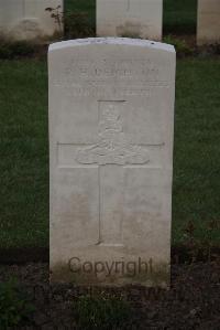 Ypres Reservoir Cemetery - Deighron, R H