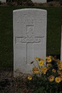 Ypres Reservoir Cemetery - Devlin, J