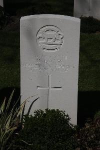 Ypres Reservoir Cemetery - Eccles, H