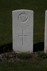 Ypres Reservoir Cemetery - Edwards, E V