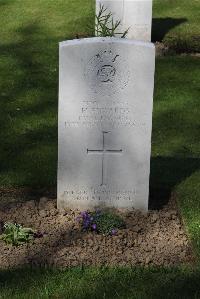 Ypres Reservoir Cemetery - Edwards, H