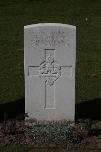 Ypres Reservoir Cemetery - Eltringham, J