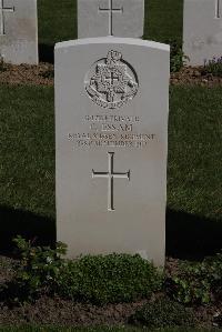 Ypres Reservoir Cemetery - Essam, G