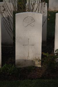 Ypres Reservoir Cemetery - Evison, F