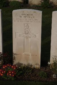 Ypres Reservoir Cemetery - Fenwick, W