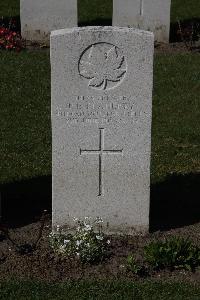 Ypres Reservoir Cemetery - Flaherty, Fredk Ernest