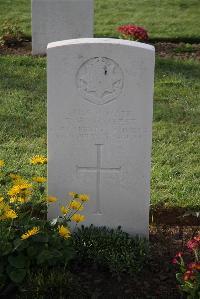 Ypres Reservoir Cemetery - Forrest, Thomas William