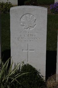 Ypres Reservoir Cemetery - Fortier, N