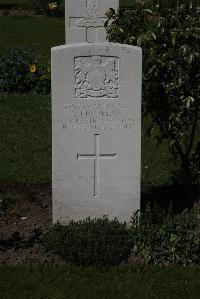 Ypres Reservoir Cemetery - Franklin, L