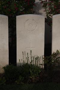 Ypres Reservoir Cemetery - Fry, H