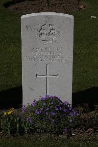 Ypres Reservoir Cemetery - Gabbitas, T E