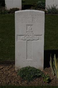 Ypres Reservoir Cemetery - George, R