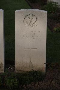 Ypres Reservoir Cemetery - Gore, J