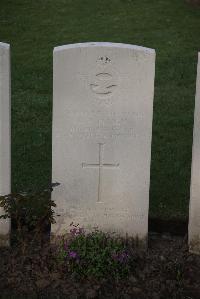 Ypres Reservoir Cemetery - Haigh, C B