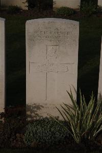 Ypres Reservoir Cemetery - Harmer, William John Hall