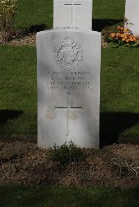 Ypres Reservoir Cemetery - Harris, F G