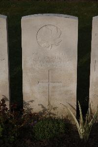 Ypres Reservoir Cemetery - Hastings, A B