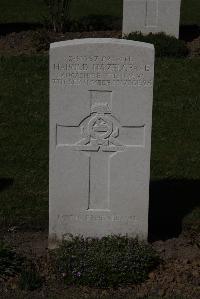 Ypres Reservoir Cemetery - Hazelgrave, Harold