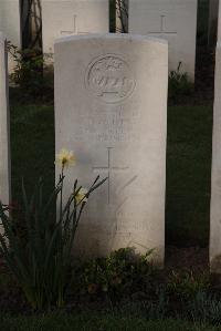 Ypres Reservoir Cemetery - Hex, Thomas William