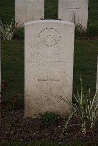 Ypres Reservoir Cemetery - Hill, J