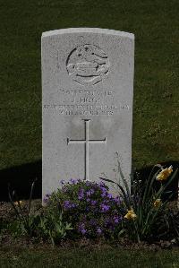 Ypres Reservoir Cemetery - Hogg, James